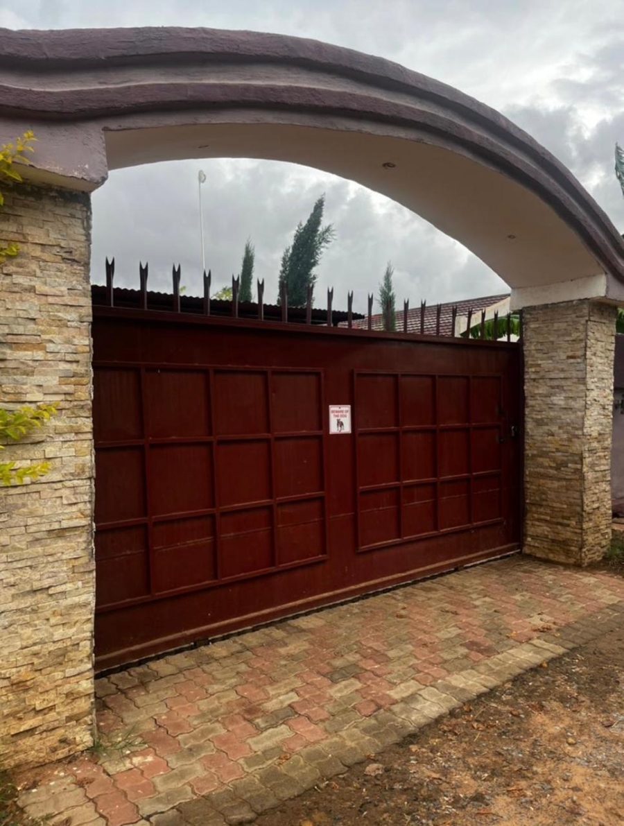 3 Bedroom Property for Sale in Kuruman Northern Cape